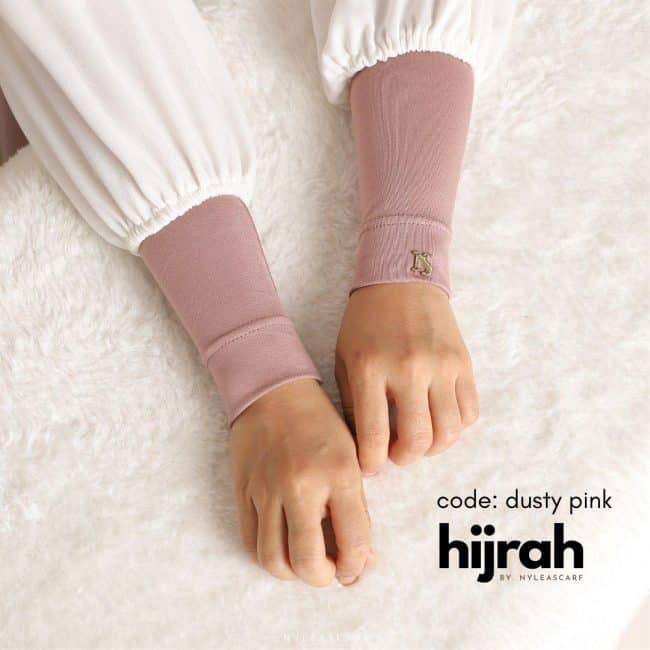 (AS IS) Hijrah Handsock In Dusty Pink