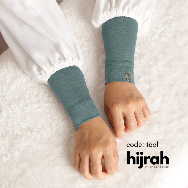 (AS IS) Hijrah Handsock In Teal