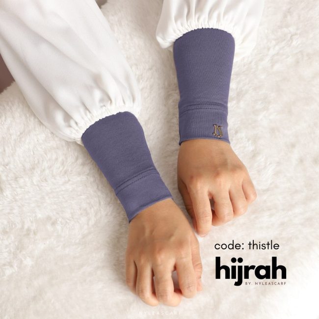 (AS IS) Hijrah Handsock In Thistle