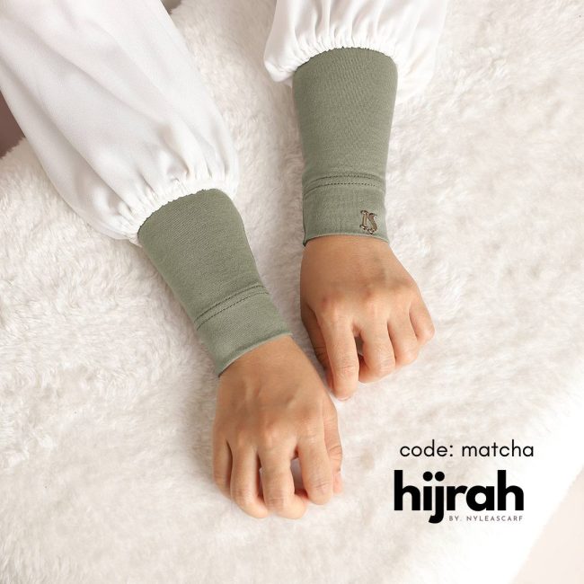 (AS IS) Hijrah Handsock In Matcha